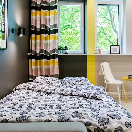 Apartment Powisle Vistula River/old Town- With A Mezzanine *