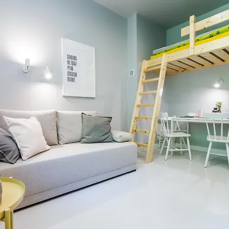 Powisle Vistula River/old Town- With A Mezzanine * 바르샤바