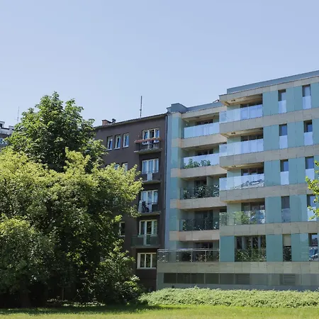 Powisle Vistula River/old Town- With A Mezzanine